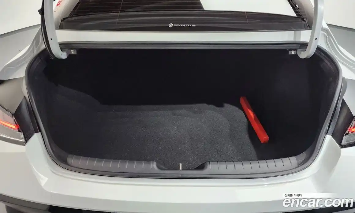 Hyundai Avante 2024 1.6 гидро, фото 25