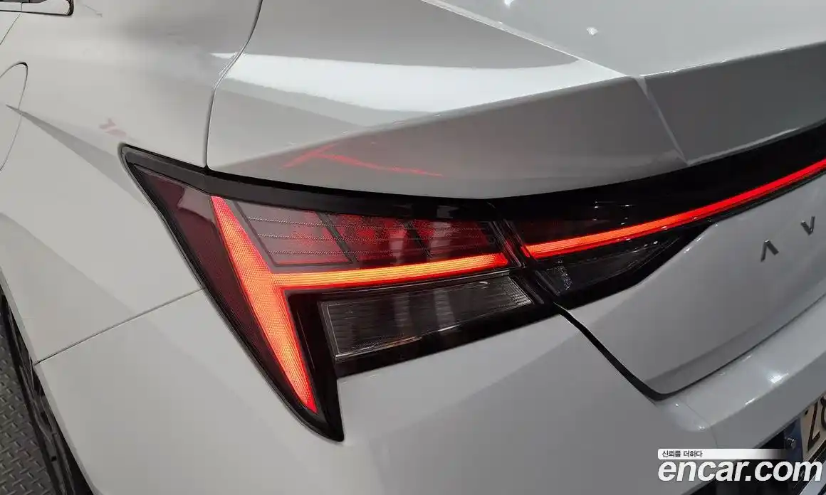 Hyundai Avante 2024 1.6 гидро, фото 8