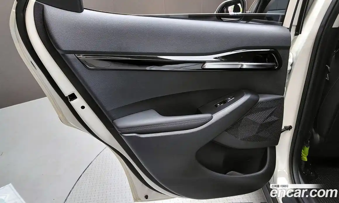 Kia Seltos 2022 1.6 автомат (гидро), фото 15