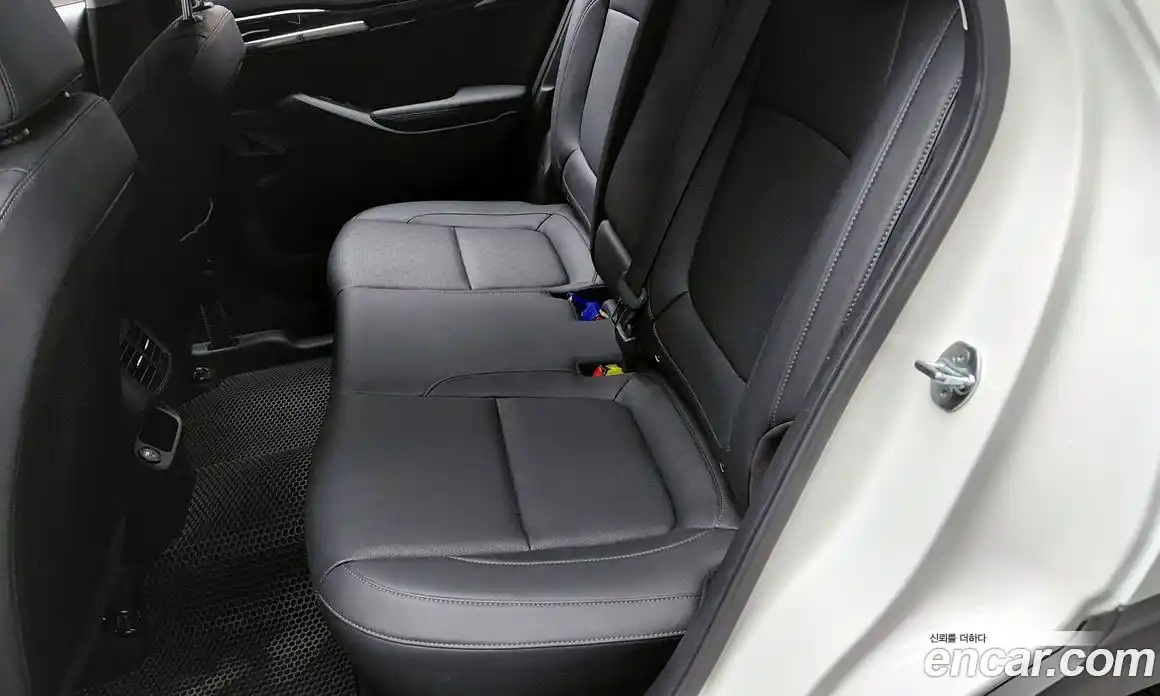 Kia Seltos 2022 1.6 автомат (гидро), фото 17