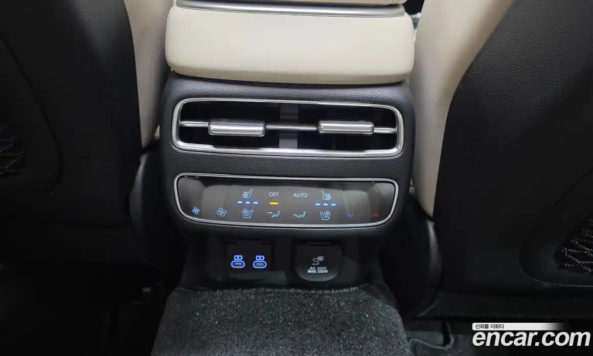 Genesis GV70 2025 3.5 автомат (гидро), фото 34