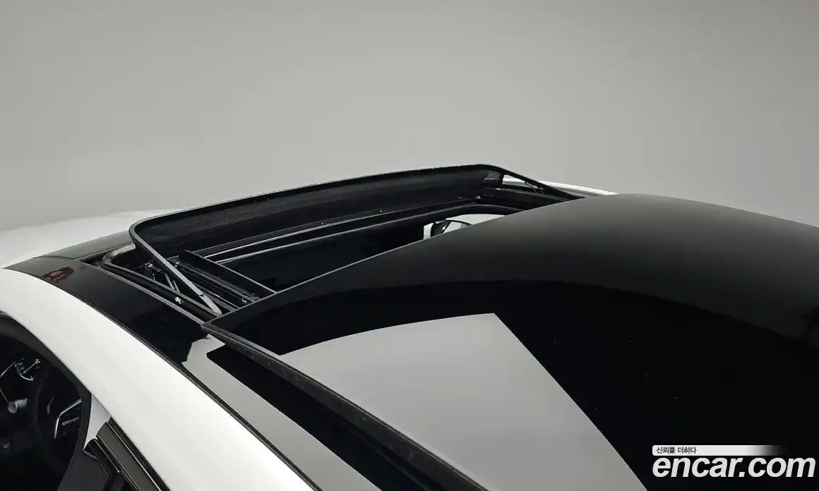 Genesis G70 2025 3.3 гидро, фото 21