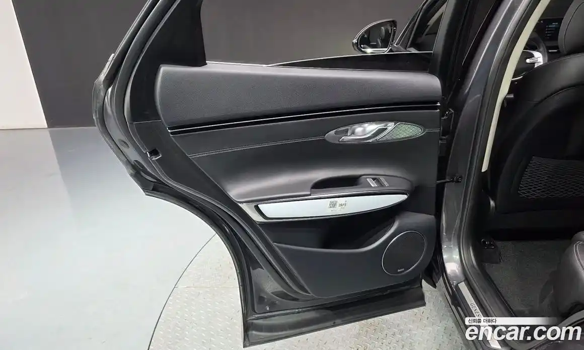 Genesis GV70 2021 2.5 гидро, фото 15