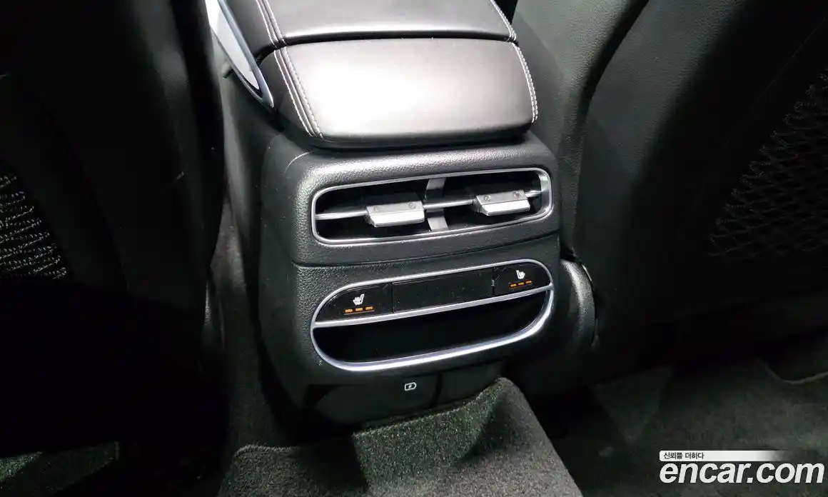 Genesis GV70 2021 2.5 гидро, фото 25