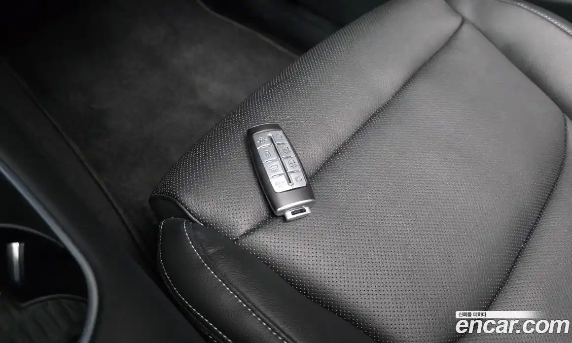 Genesis GV70 2021 2.5 гидро, фото 34