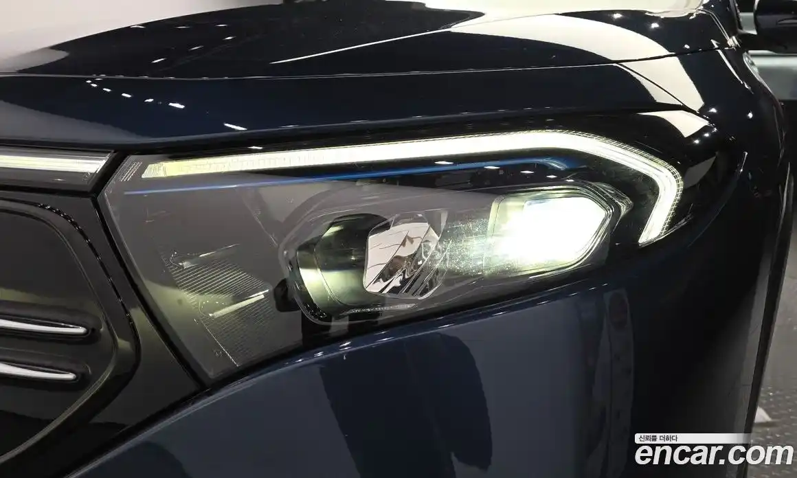 Mercedes-Benz EQA 2022 гидро, фото 8
