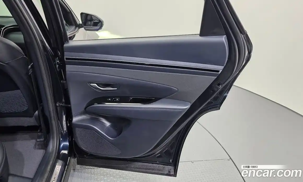 Hyundai Tucson 2023 1.6 автомат (гидро), фото 15