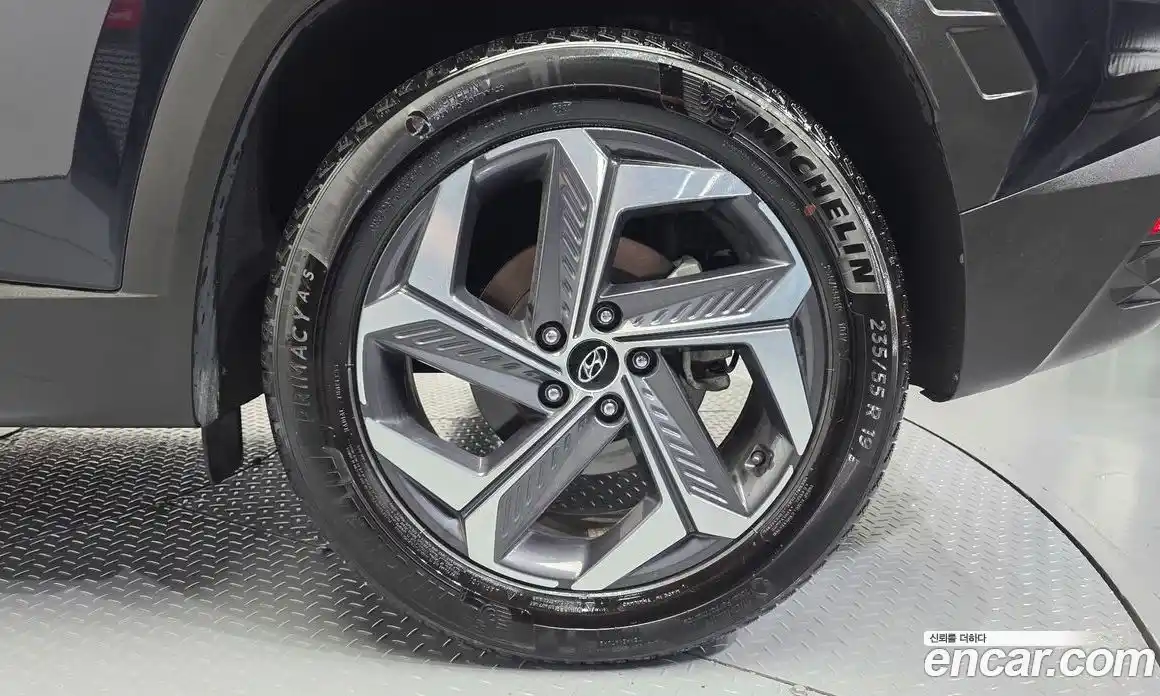 Hyundai Tucson 2023 1.6 автомат (гидро), фото 7