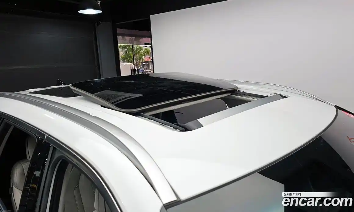 Hyundai Palisade 2023 3.8 автомат (гидро), фото 17