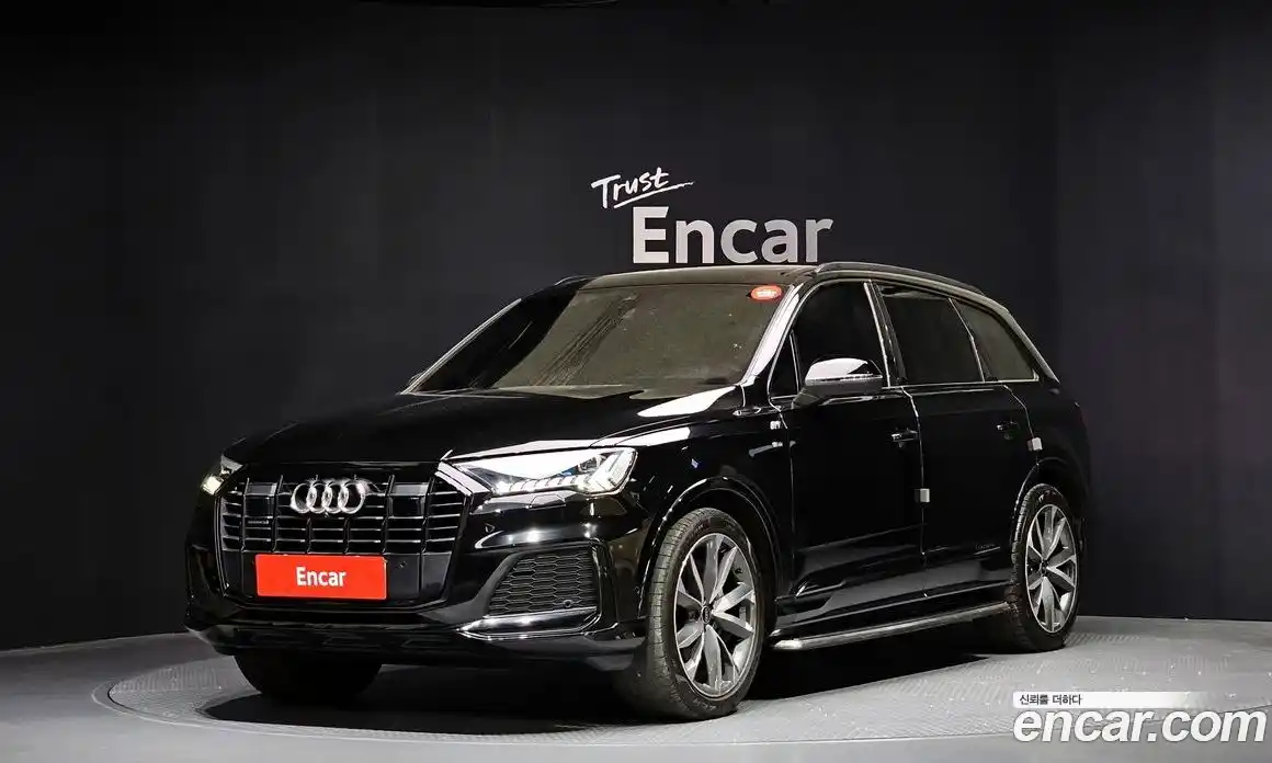 Audi Q7 2023 3.0 гидро, фото 1