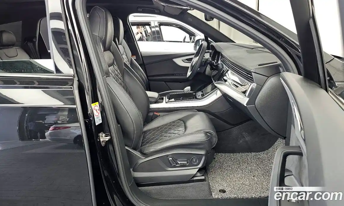 Audi Q7 2023 3.0 гидро, фото 18