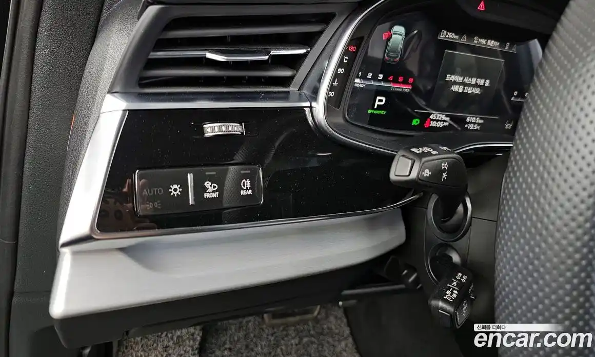 Audi Q7 2023 3.0 гидро, фото 28