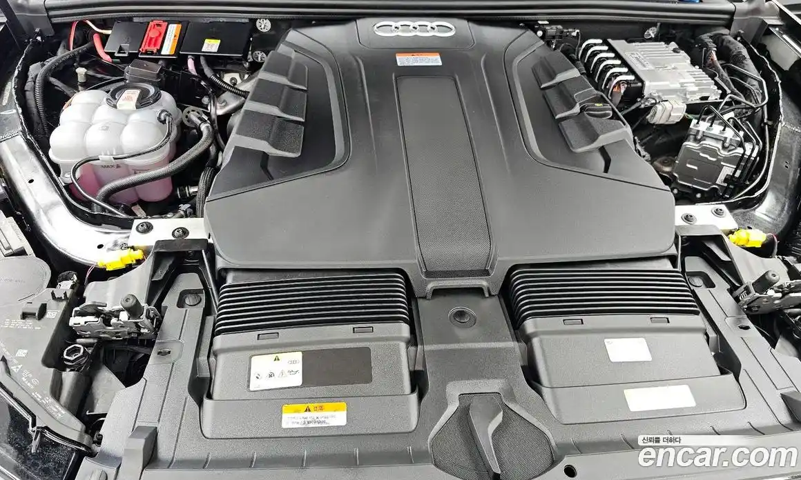 Audi Q7 2023 3.0 гидро, фото 6