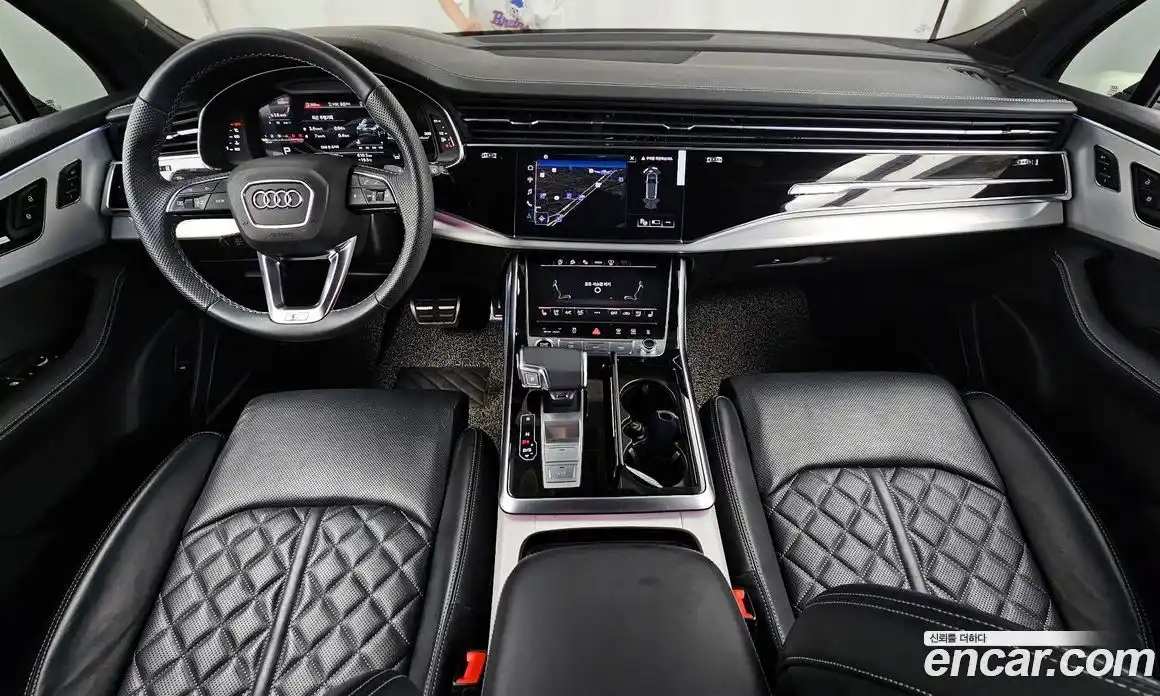 Audi Q7 2023 3.0 гидро, фото 10