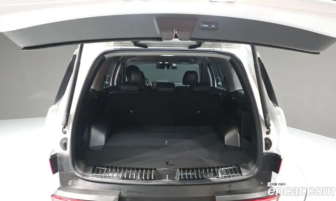 Hyundai Santa Fe 2024 1.6 автомат (гидро), фото 20
