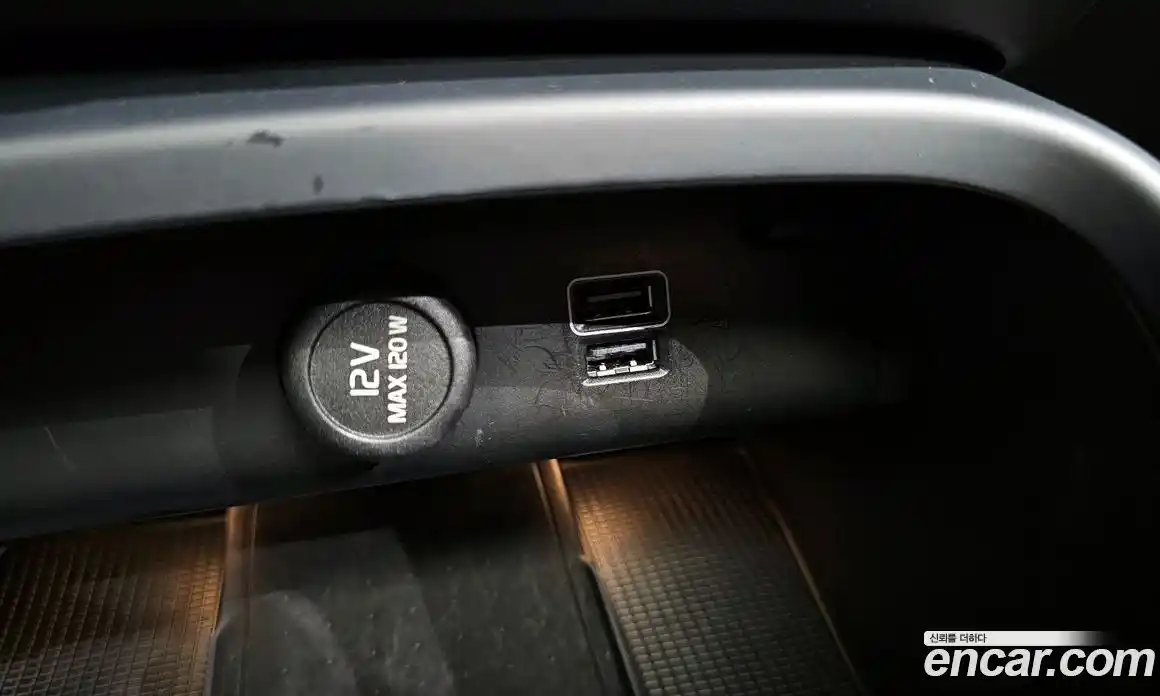 Volvo XC40 2021 2.0 автомат (гидро), фото 20