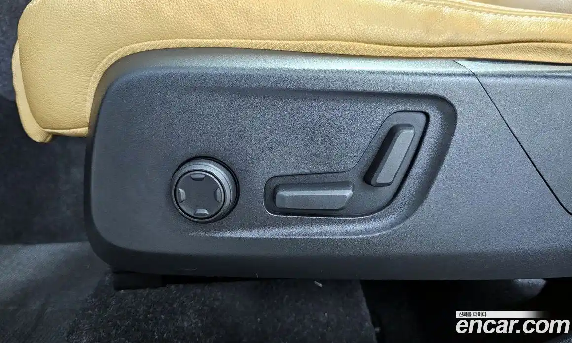 Volvo XC40 2021 2.0 автомат (гидро), фото 27