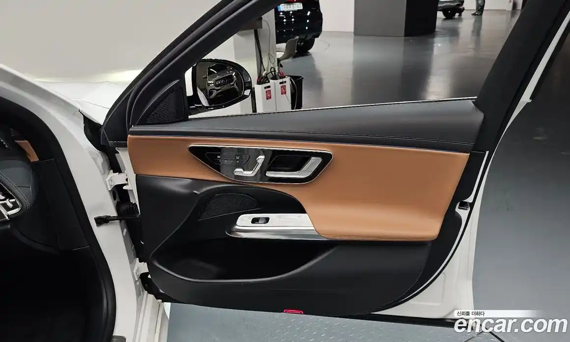 Mercedes-Benz E-Class 2024 2.0 гидро, фото 13