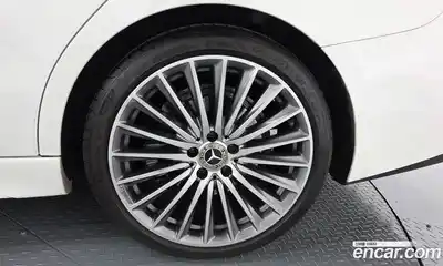 Mercedes-Benz C-Class 2024 2.0 гидро, миниатюра 6