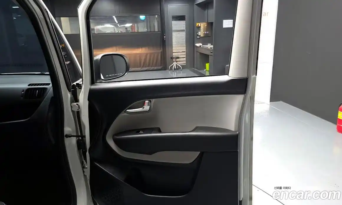 Kia Ray 2023 1.0 гидро, фото 14