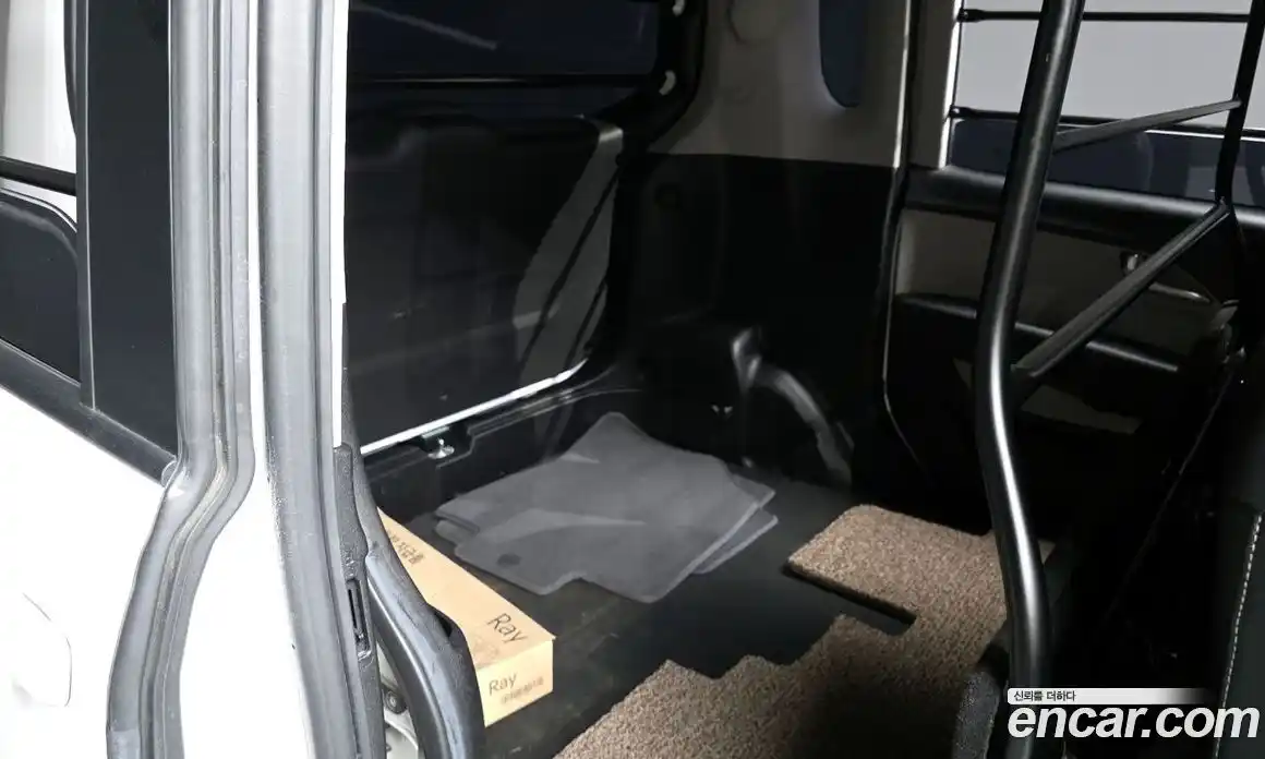 Kia Ray 2023 1.0 гидро, фото 17