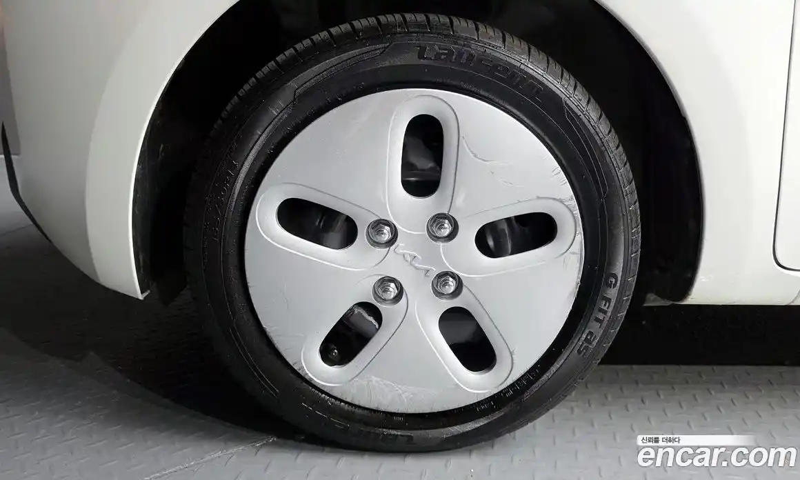 Kia Ray 2023 1.0 гидро, фото 5