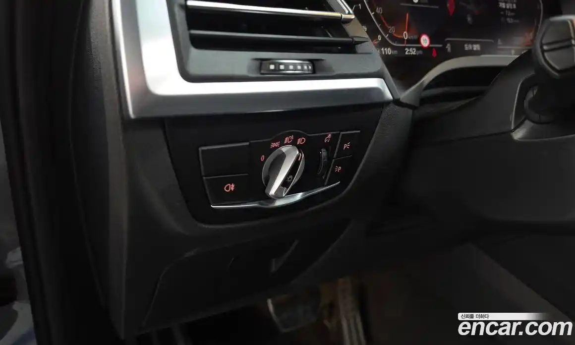BMW X4 2023 2.0 гидро, фото 28