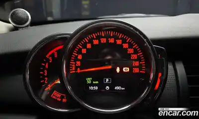 Mini Cooper 2017 1.5 автомат (гидро), миниатюра 11