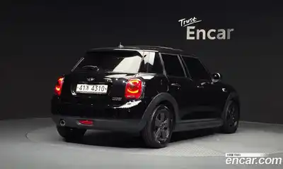 Mini Cooper 2017 1.5 автомат (гидро), миниатюра 2
