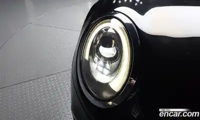 Mini Cooper 2017 1.5 автомат (гидро), миниатюра 8