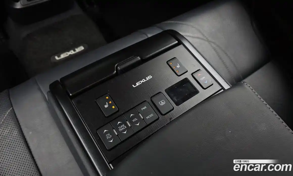 Lexus ES 2023 2.5 гидро, фото 18