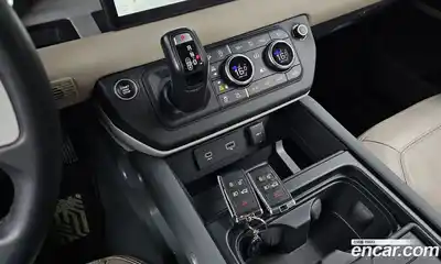 Land Rover Defender 2022 3.0 автомат (гидро), миниатюра 12
