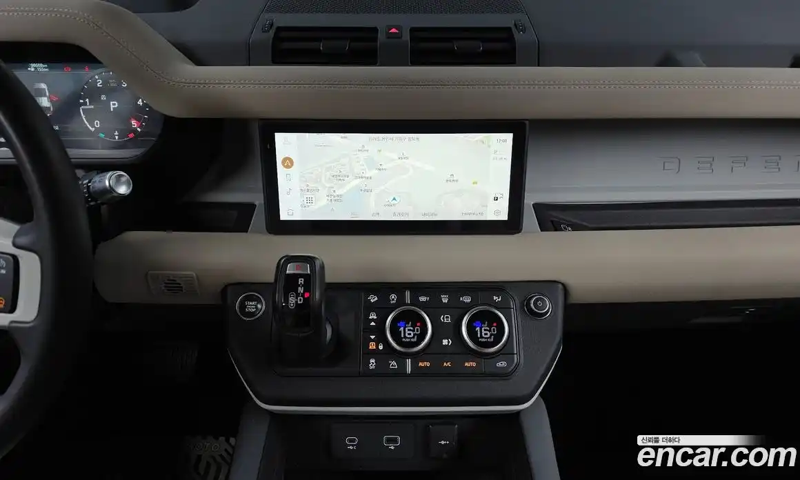 Land Rover Defender 2022 3.0 автомат (гидро), фото 21