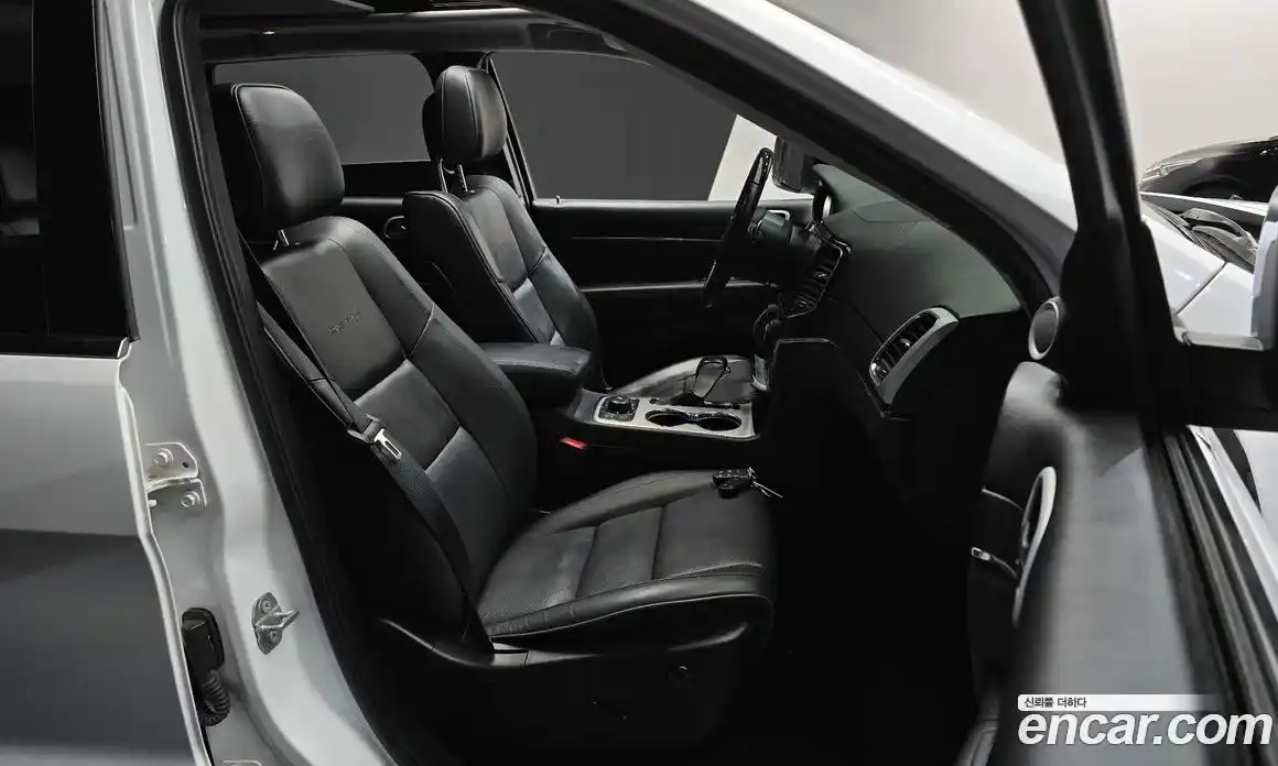Jeep Cherokee 2020 3.6 автомат (гидро), фото 16