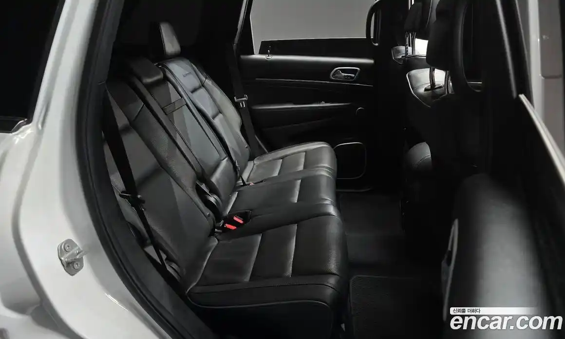 Jeep Cherokee 2020 3.6 автомат (гидро), фото 17