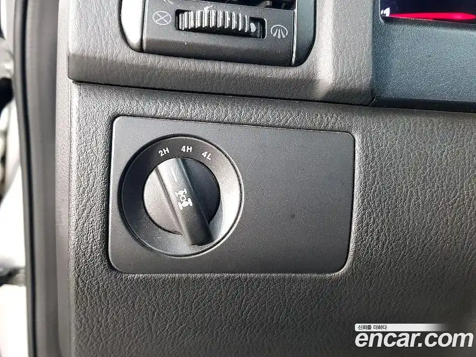 SsangYong Rexton 2013 2.0 автомат (гидро), фото 11