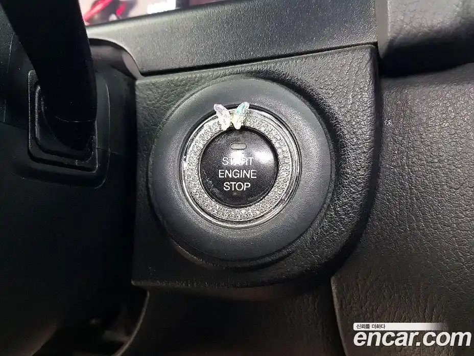 SsangYong Rexton 2013 2.0 автомат (гидро), фото 15