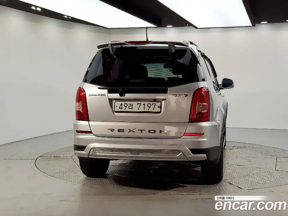 SsangYong Rexton 2013 2.0 автомат (гидро), фото 3