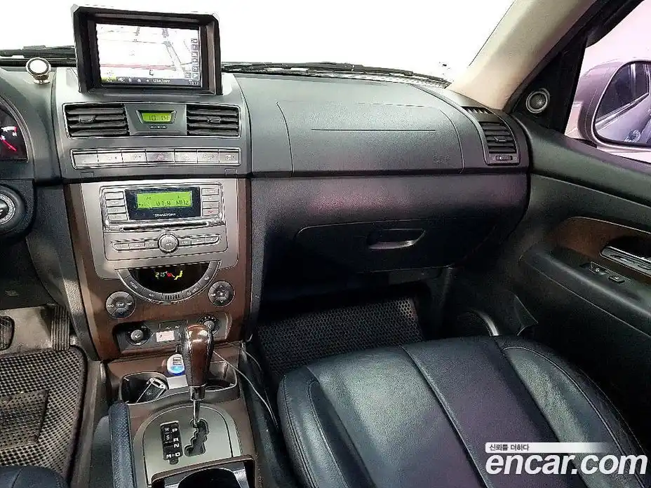 SsangYong Rexton 2013 2.0 автомат (гидро), фото 9