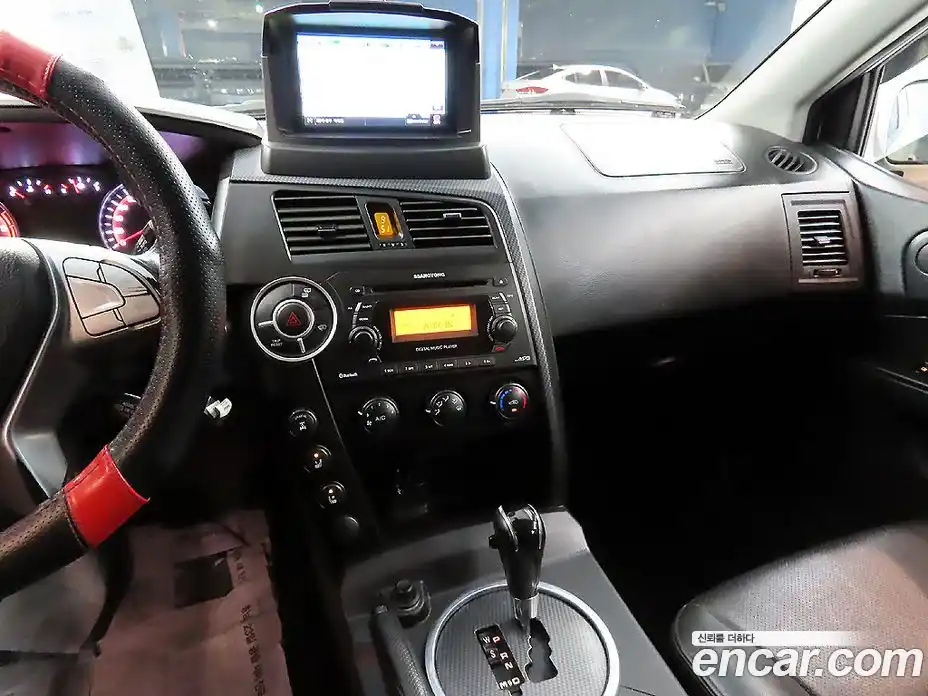 SsangYong Korando 2015 2.0 автомат (гидро), фото 18