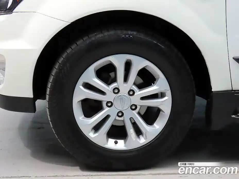 SsangYong Korando 2015 2.0 автомат (гидро), фото 5