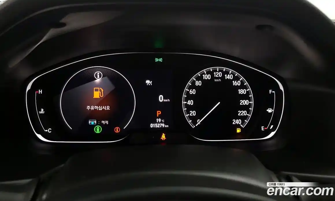 Honda Accord 2021 1.5 автомат (гидро), фото 11