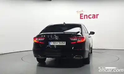 Honda Accord 2021 1.5 автомат (гидро), миниатюра 4