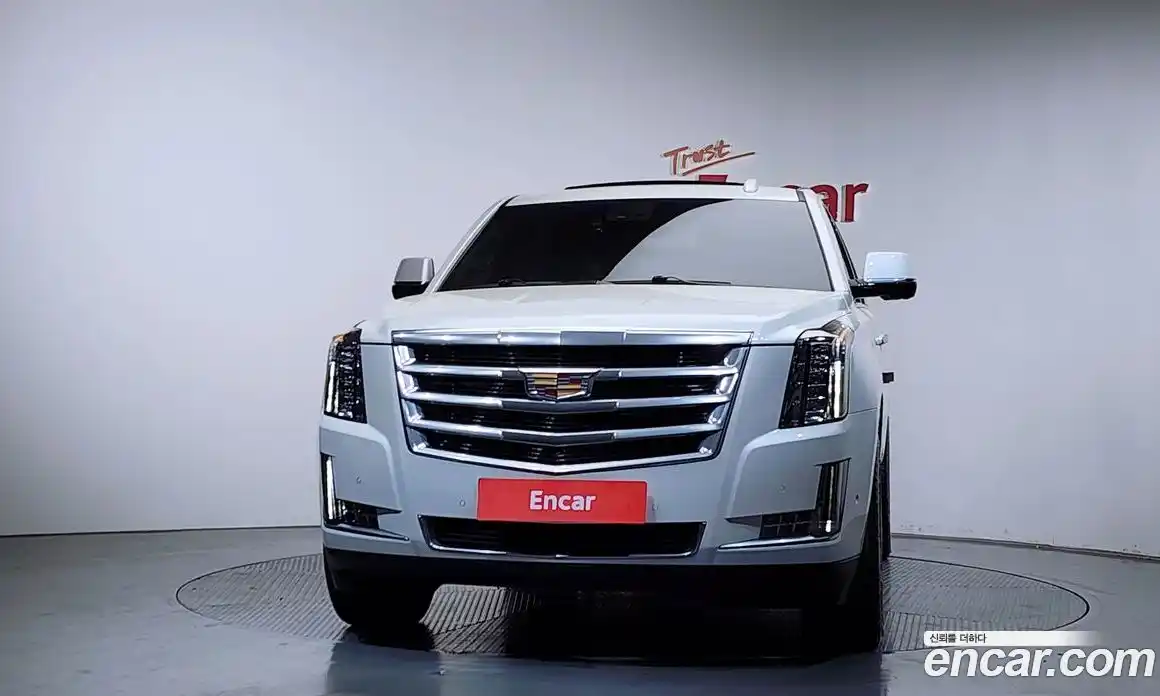 Cadillac Escalade 2018 6.2 гидро, фото 3