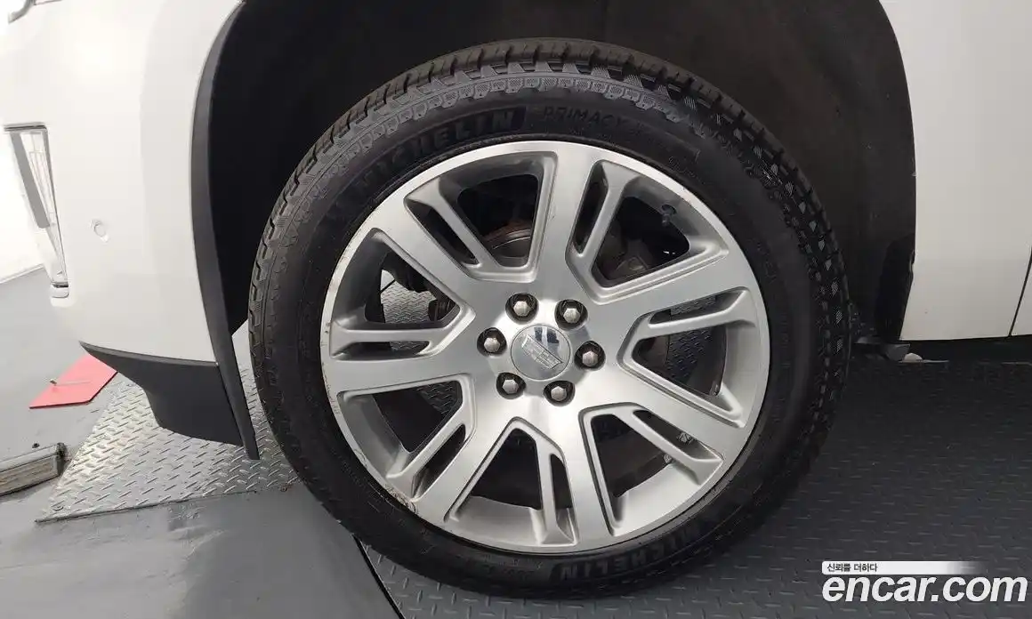 Cadillac Escalade 2018 6.2 гидро, фото 5