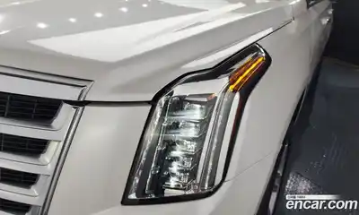 Cadillac Escalade 2018 6.2 гидро, миниатюра 8