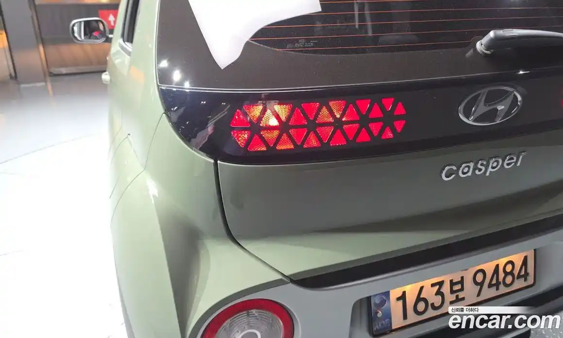 Hyundai Casper 2021 1.0 автомат (гидро), фото 9