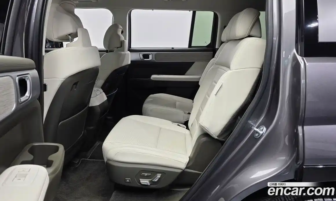 Hyundai Santa Fe 2023 2.5 гидро, фото 16
