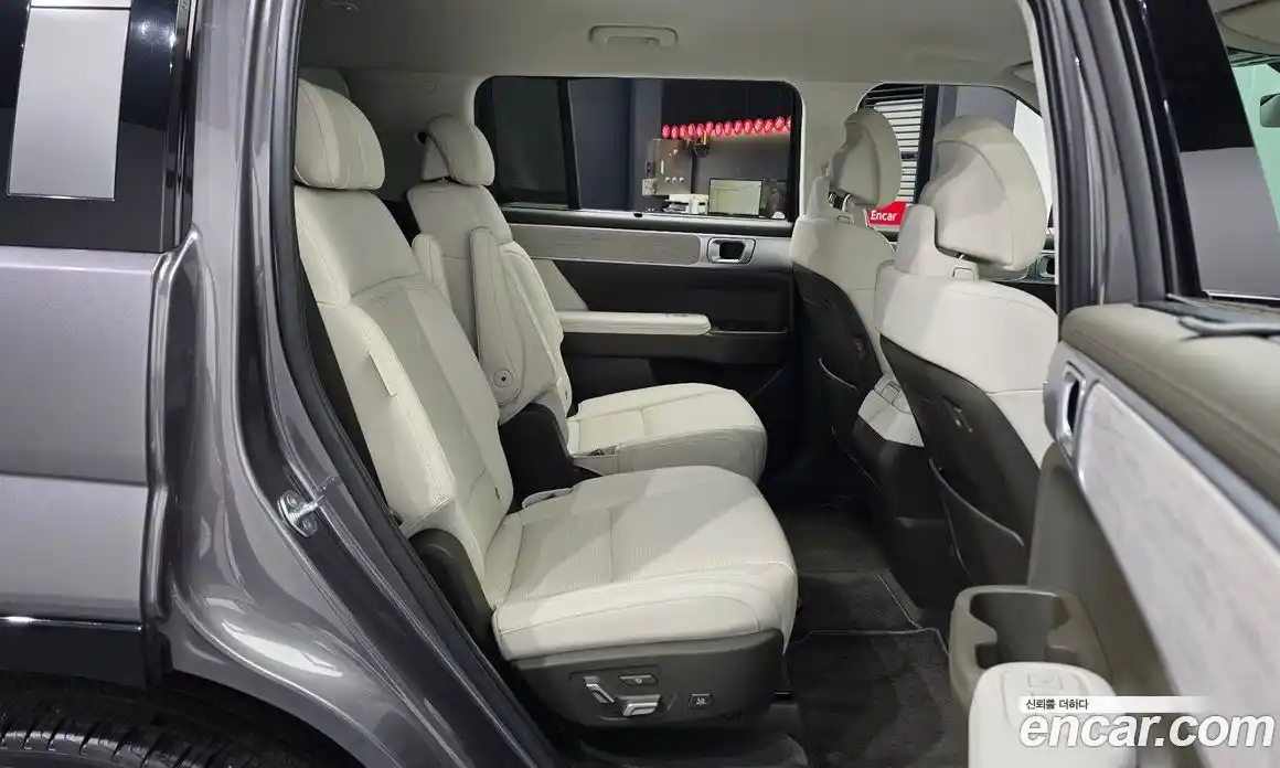 Hyundai Santa Fe 2023 2.5 гидро, фото 17
