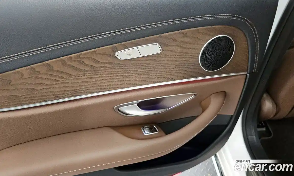 Mercedes-Benz E-Class 2023 2.0 гидро, фото 24